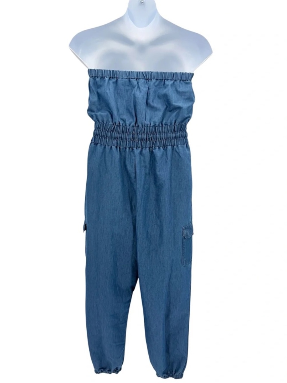 A Hint of Blush Strapless Chambray Cargo Jogger Jumpsuit Smocked Waist 2X - Picture 3 of 9